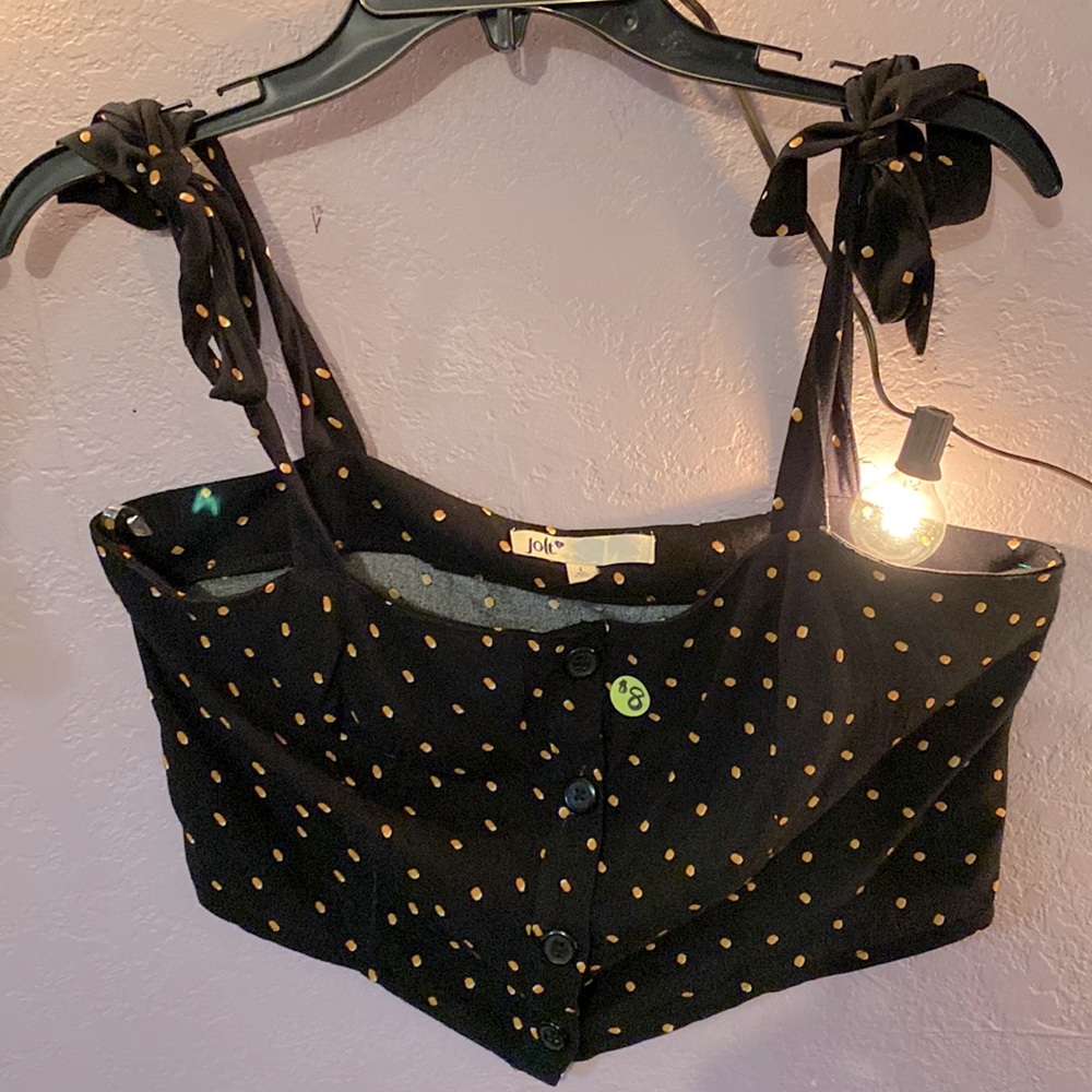 Jolt Black With Button Front Sleevelesss Crop Top And Tie strap.